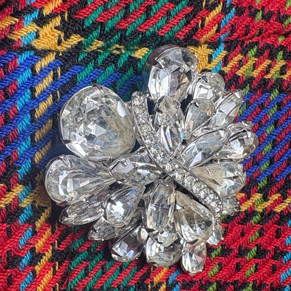 Signed Eisenberg Ice Rhinestone Brooch - Picture 2 of 10